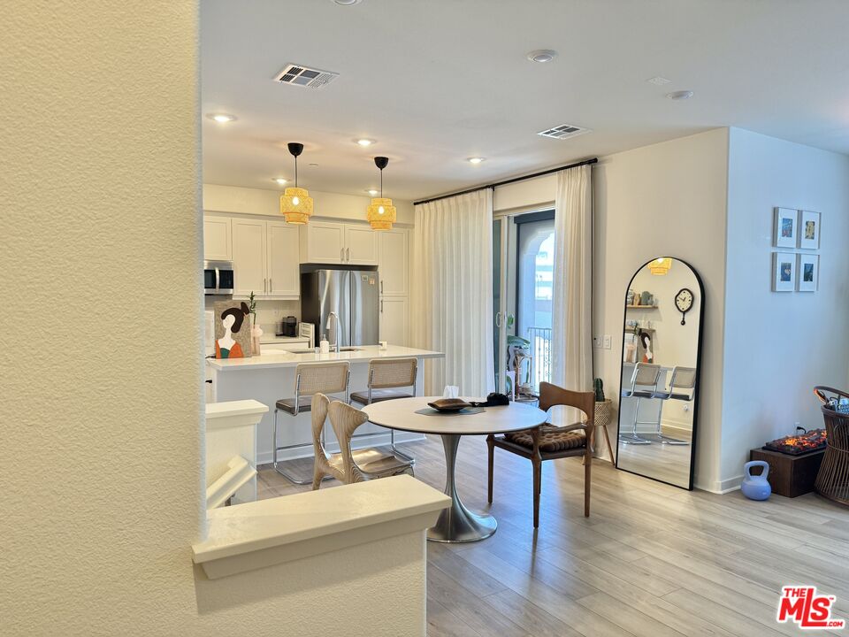 11338 Valley Unit: C