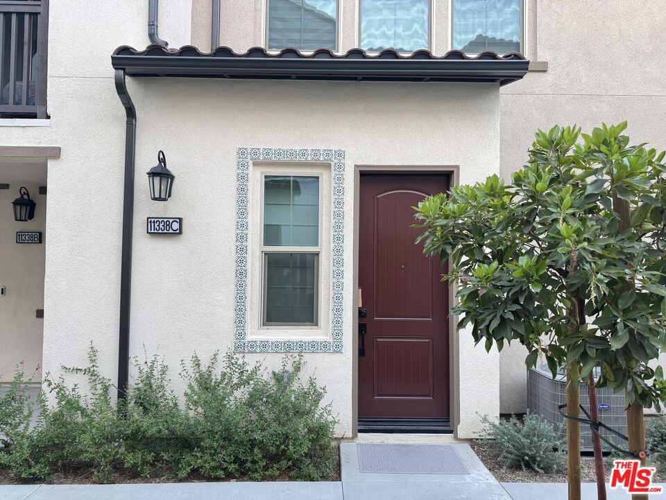 11338 Valley Unit: C