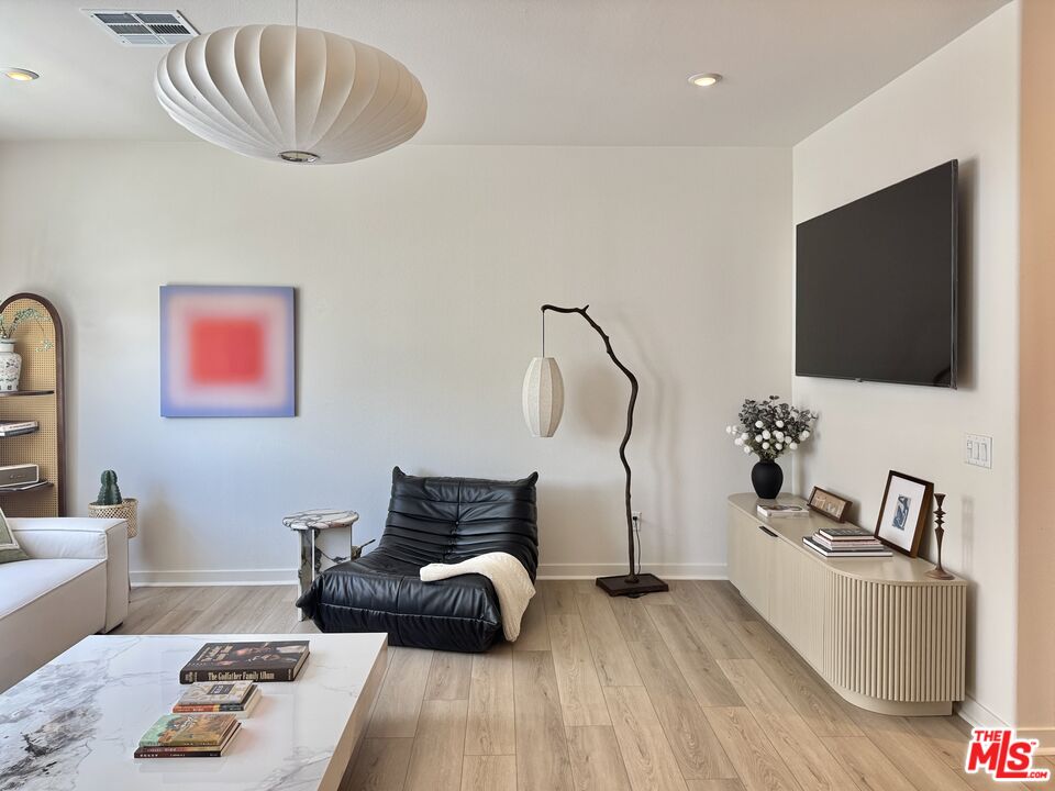 11338 Valley Unit: C