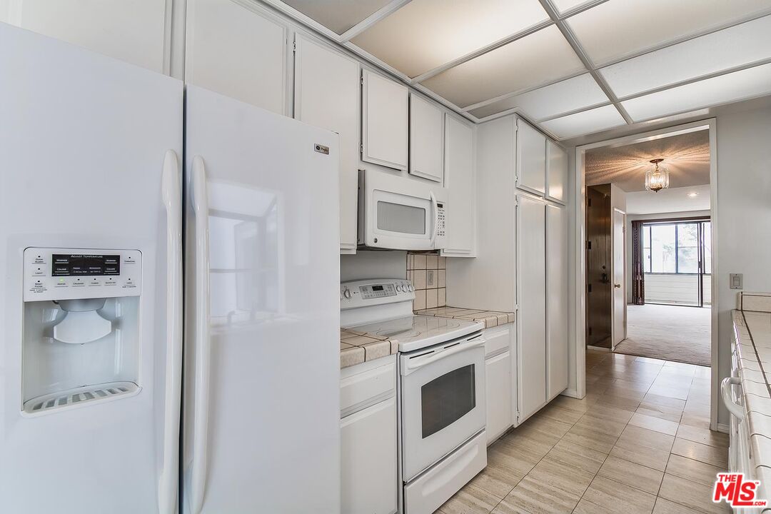 311 Bora Bora Way Unit: 3207