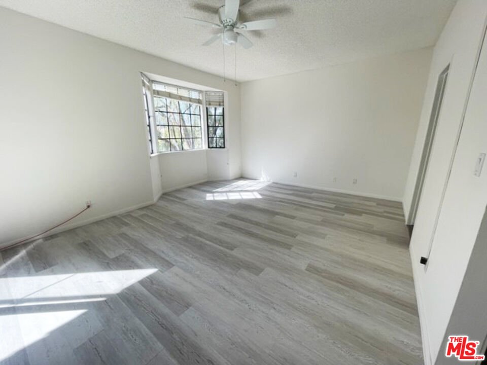 311 Bora Bora Way Unit: 3207