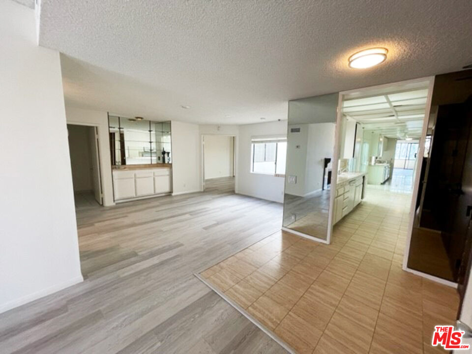 311 Bora Bora Way Unit: 3207