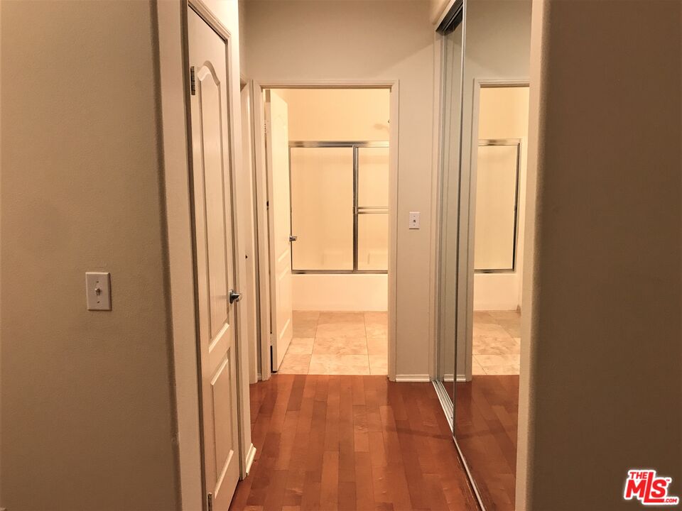 4060 Glencoe Ave Unit: 130