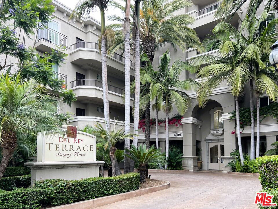 4060 Glencoe Ave Unit: 130