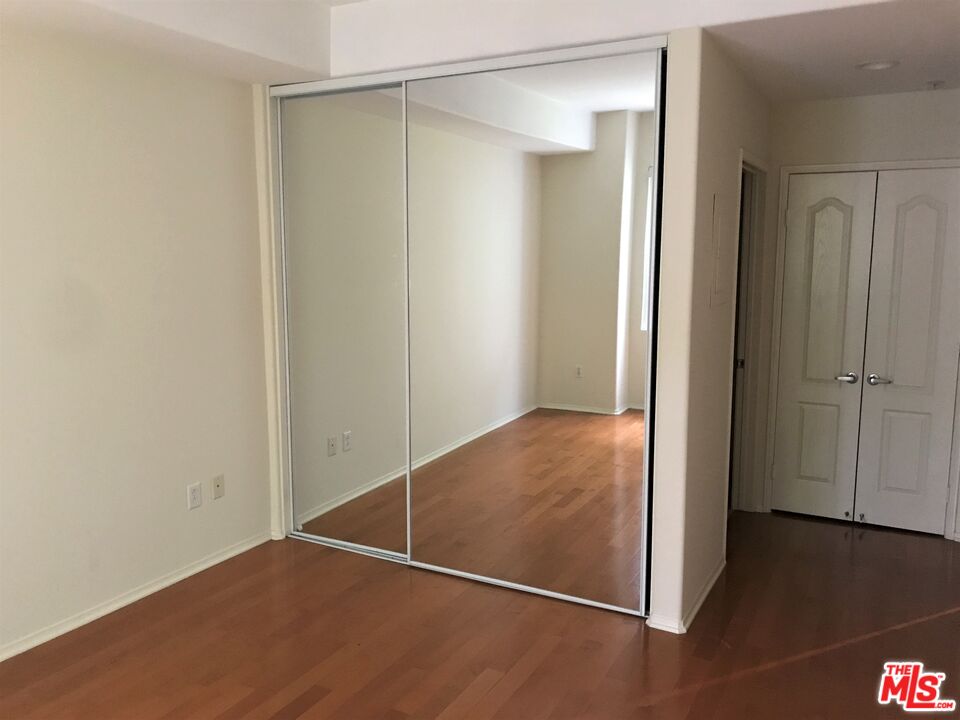 4060 Glencoe Ave Unit: 130