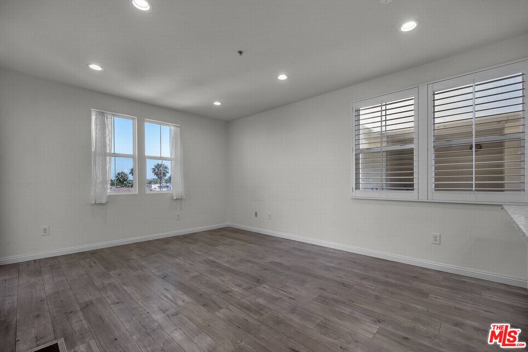 12963 Runway Rd Unit: 414