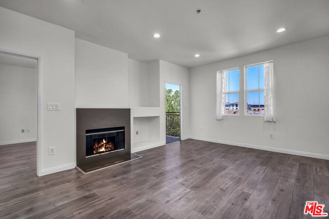 12963 Runway Rd Unit: 414