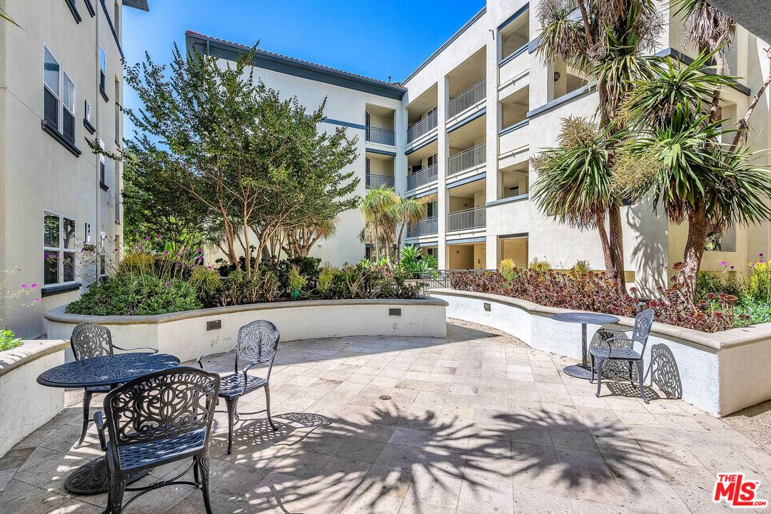 12963 Runway Rd Unit: 414