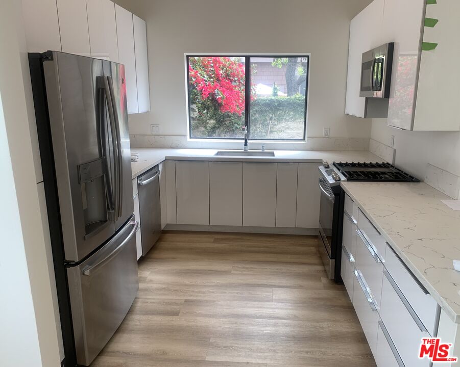 4561 Alla Rd Unit: 4