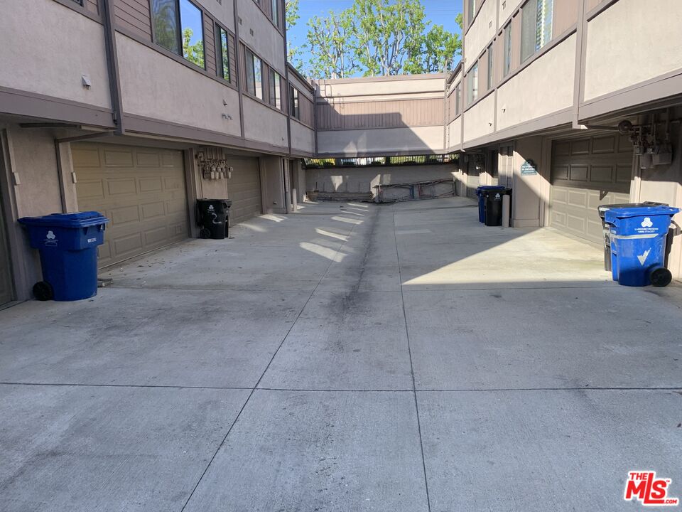 4561 Alla Rd Unit: 4