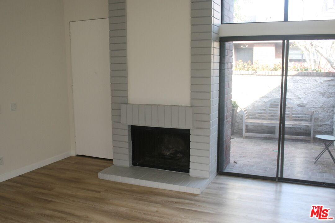 4561 Alla Rd Unit: 4