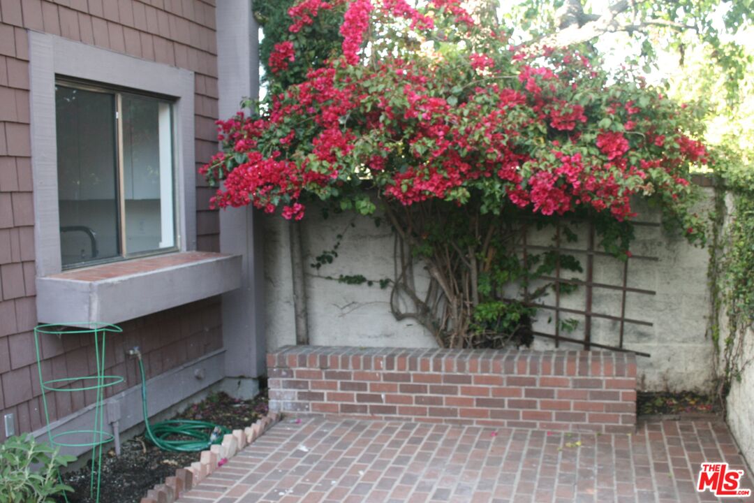 4561 Alla Rd Unit: 4