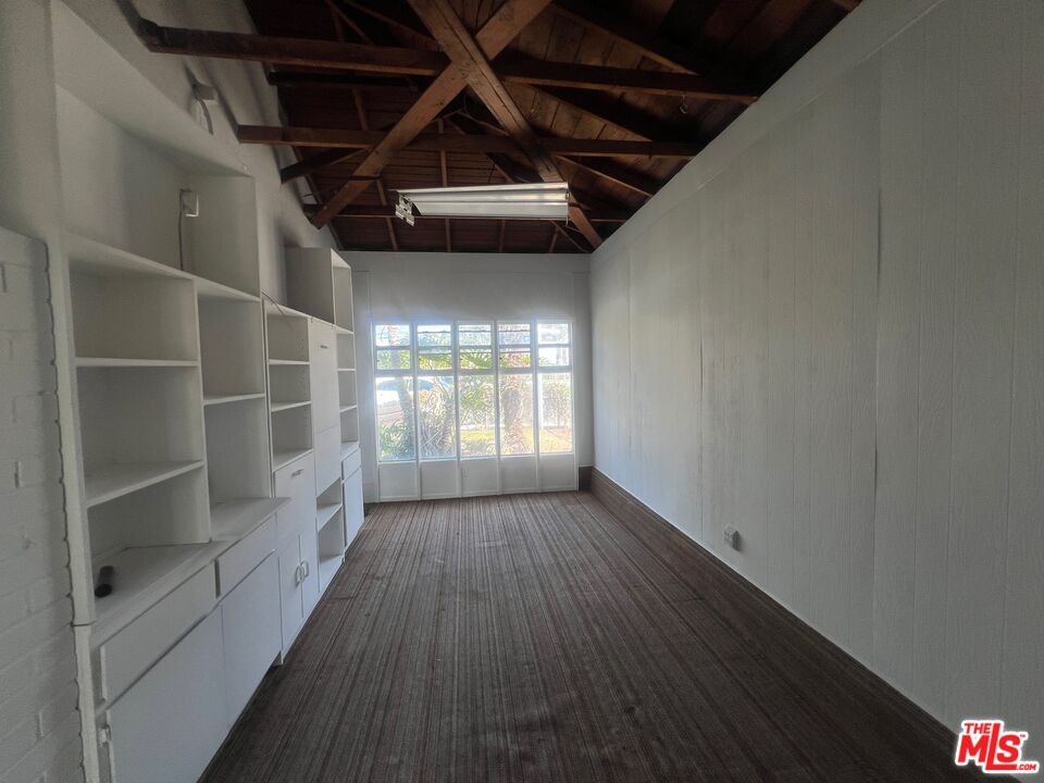 2433 Mckinley Ave