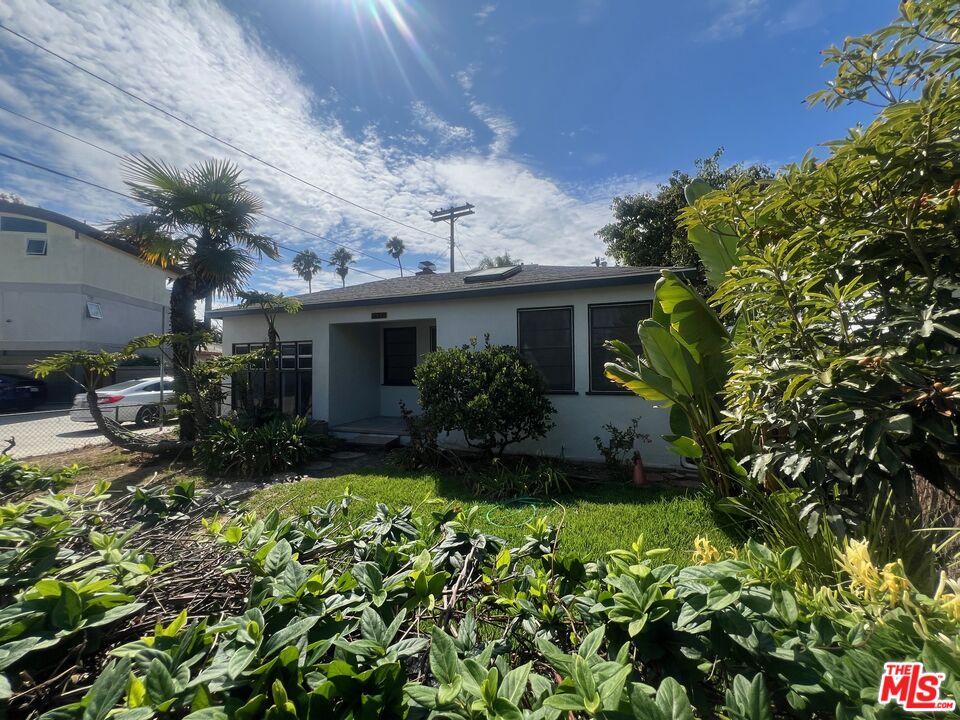 2433 Mckinley Ave