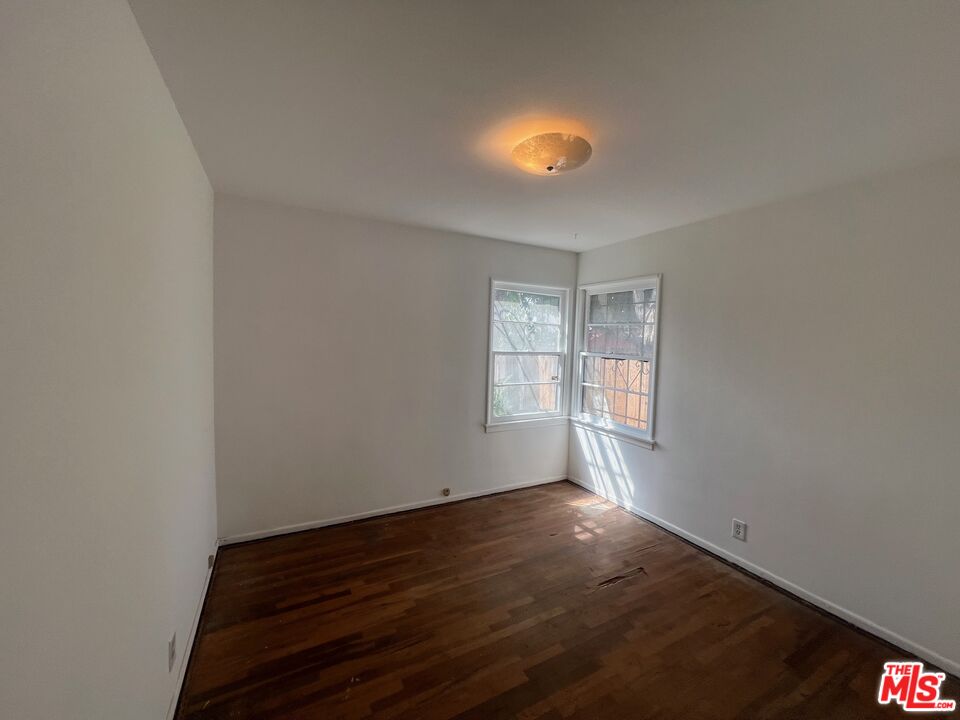 2433 Mckinley Ave
