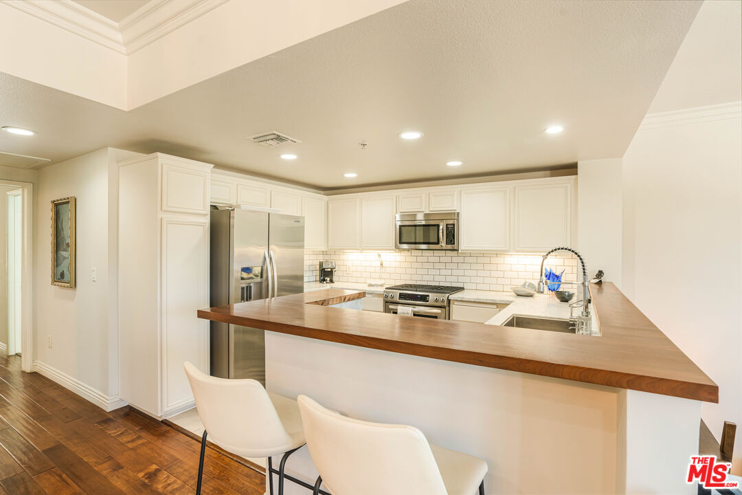 13200 Pacific Promenade Prome Unit: 110