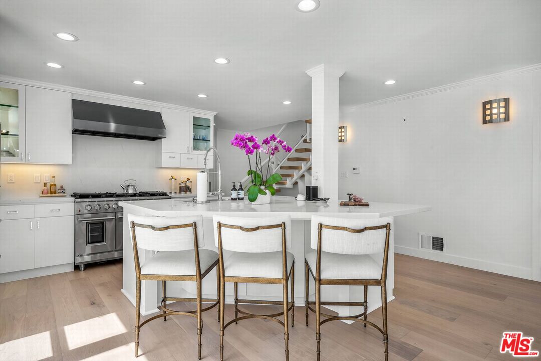 5515 Pacific Ave Unit: 3