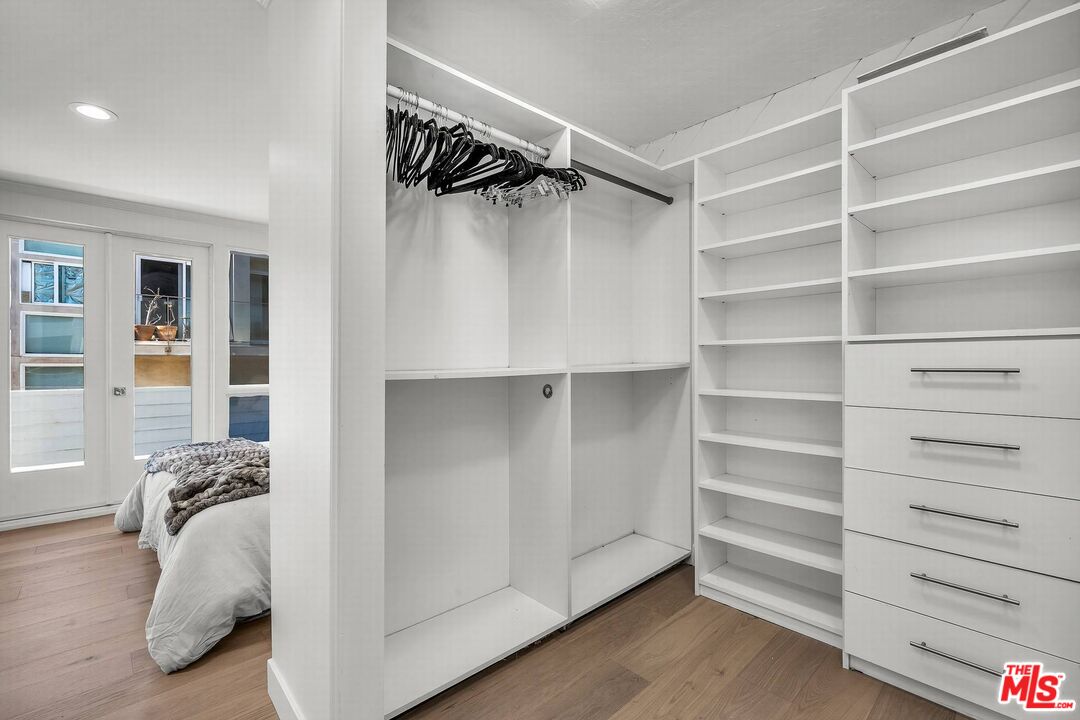 5515 Pacific Ave Unit: 3