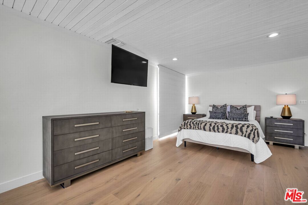 5515 Pacific Ave Unit: 3