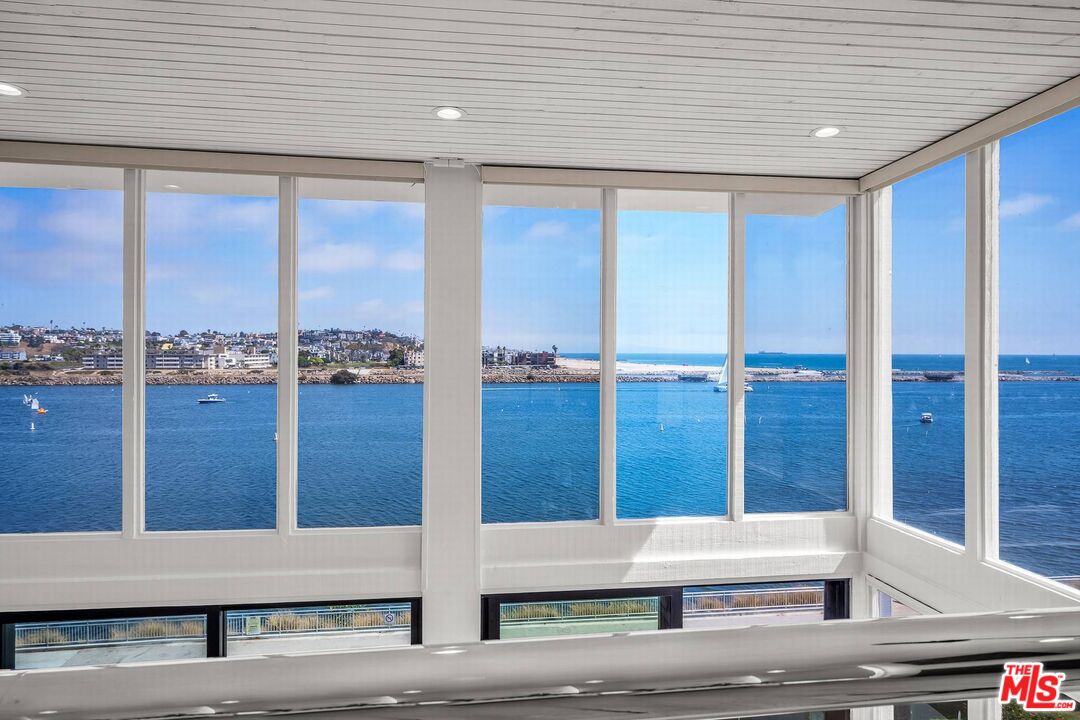 5515 Pacific Ave Unit: 3