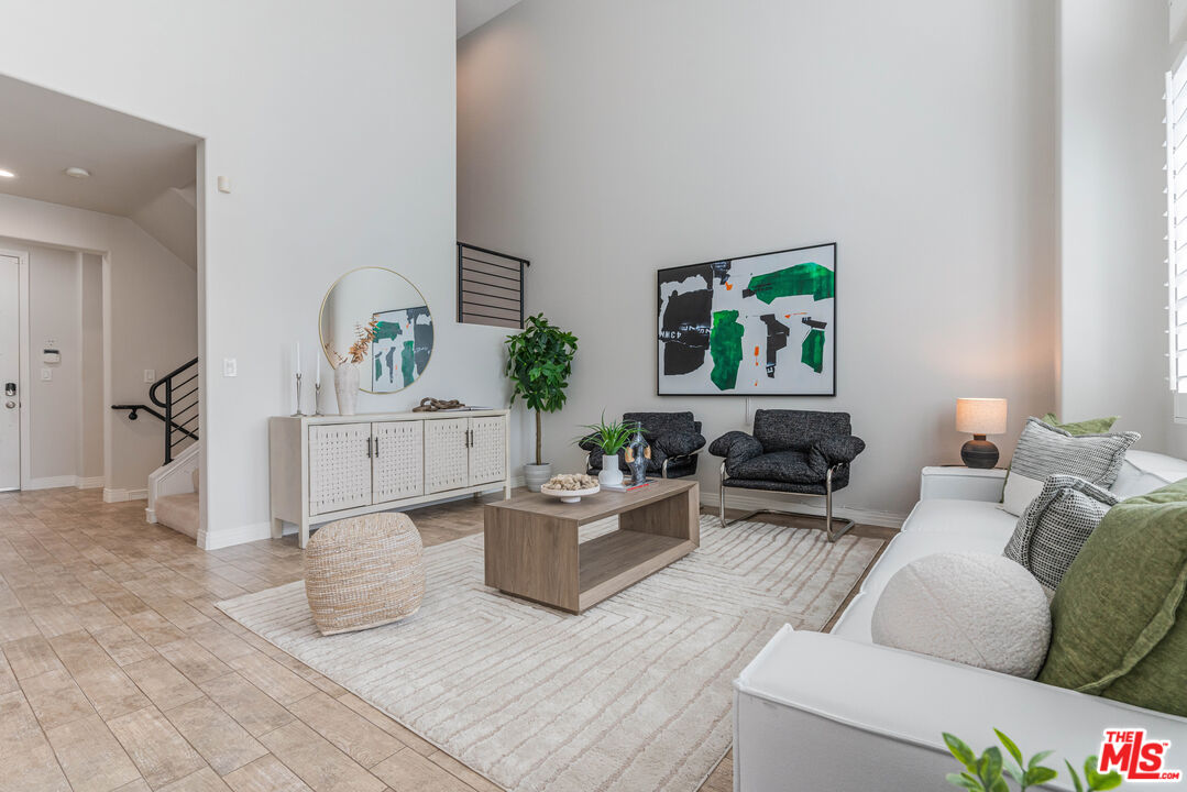 7100 Playa Vista Dr Unit: 406