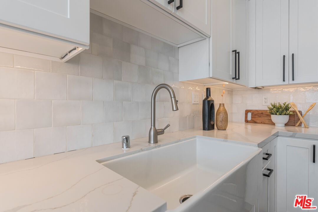 7100 Playa Vista Dr Unit: 406