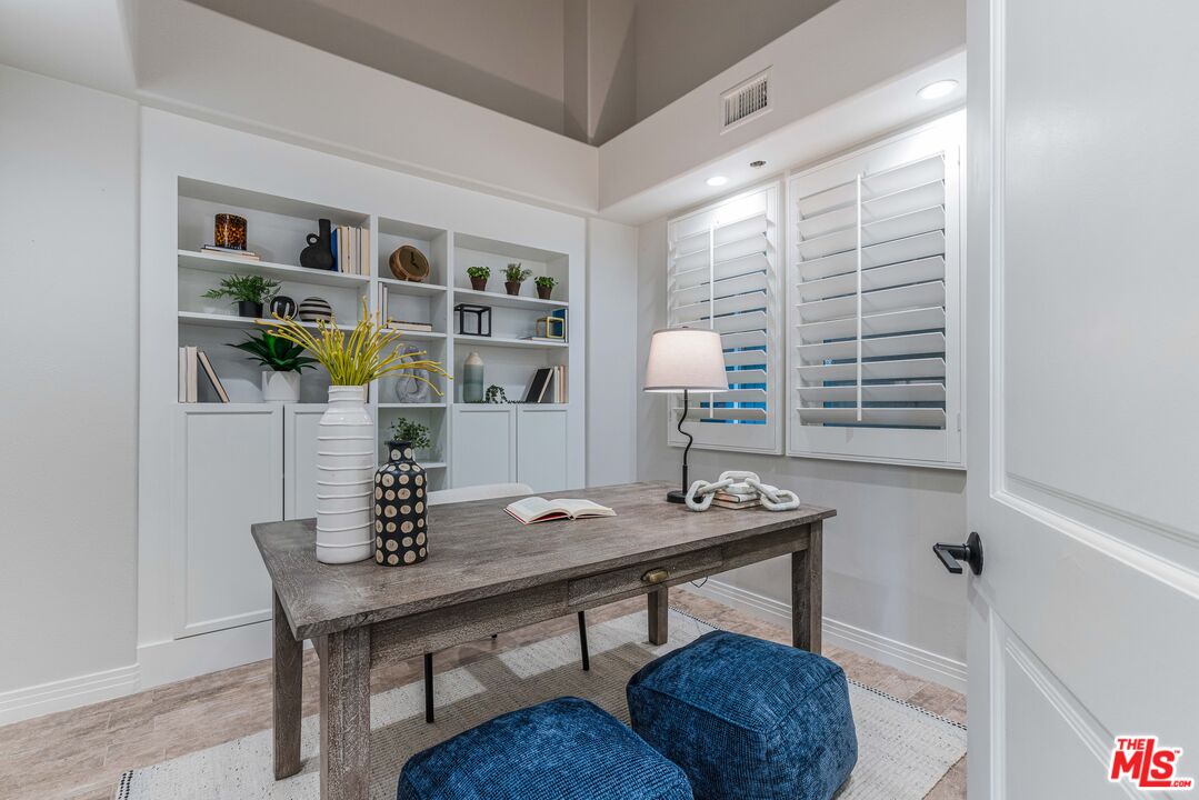 7100 Playa Vista Dr Unit: 406
