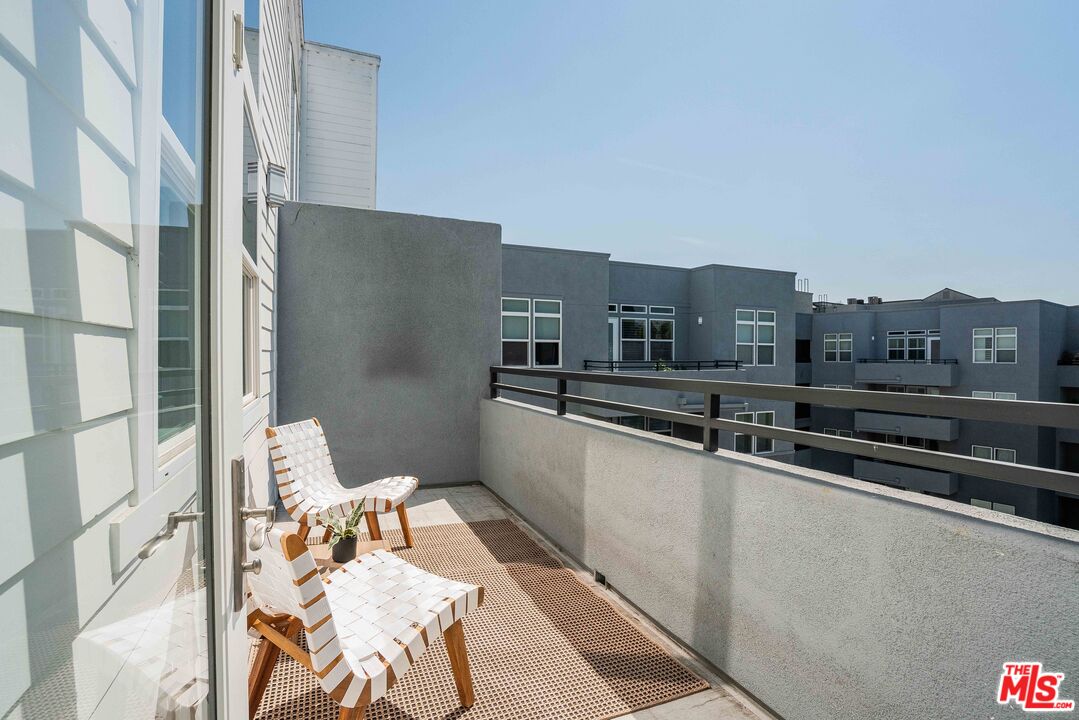 7100 Playa Vista Dr Unit: 406