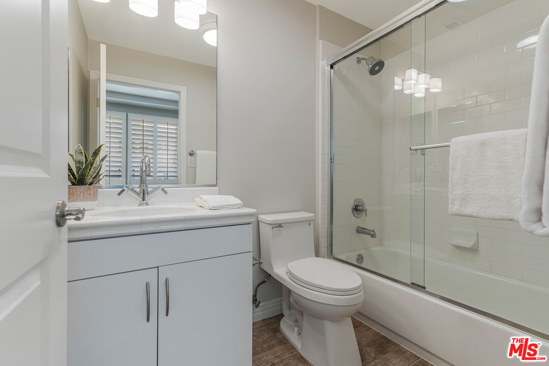 7100 Playa Vista Dr Unit: 406