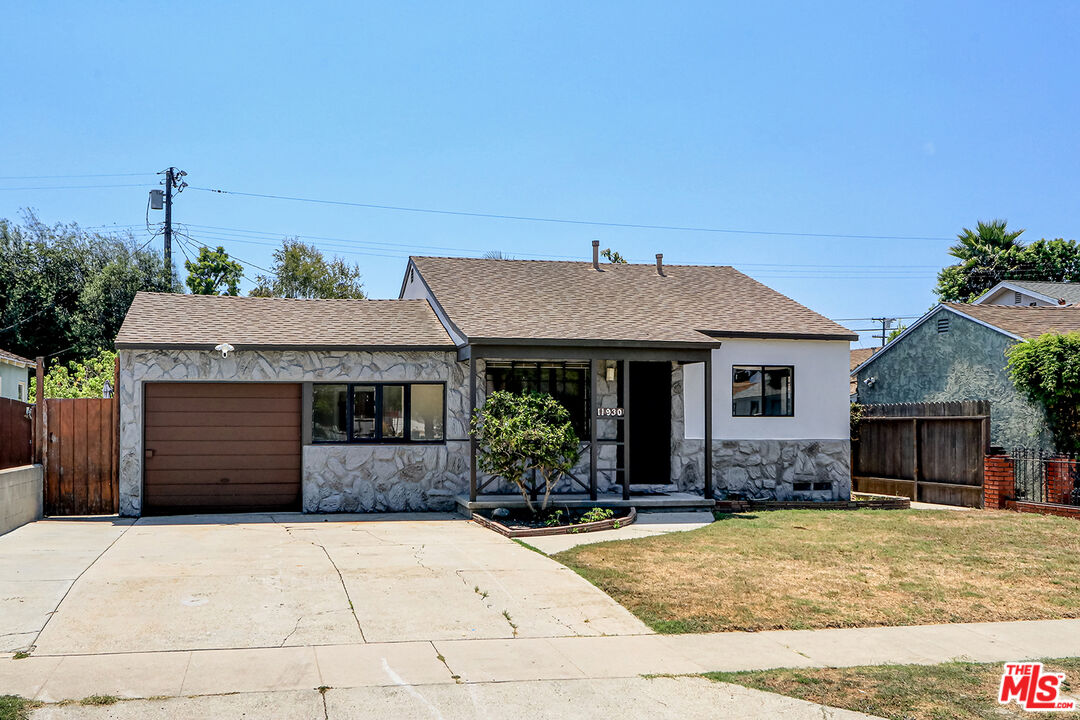 11930 Lucile St