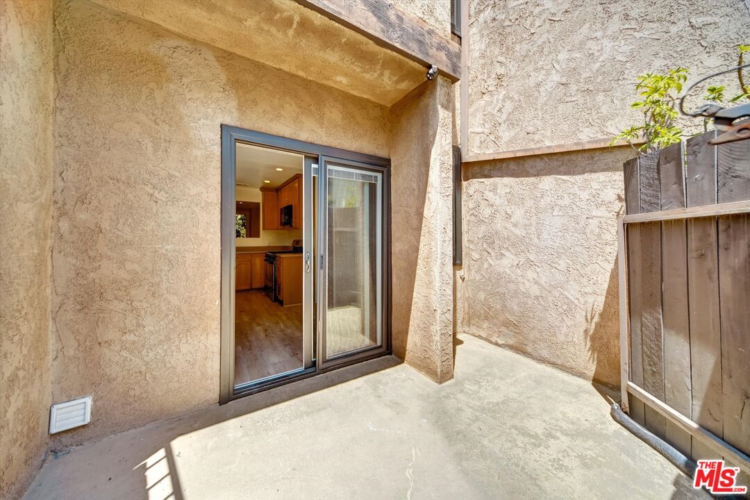 1328 S Bundy Dr Unit: 1