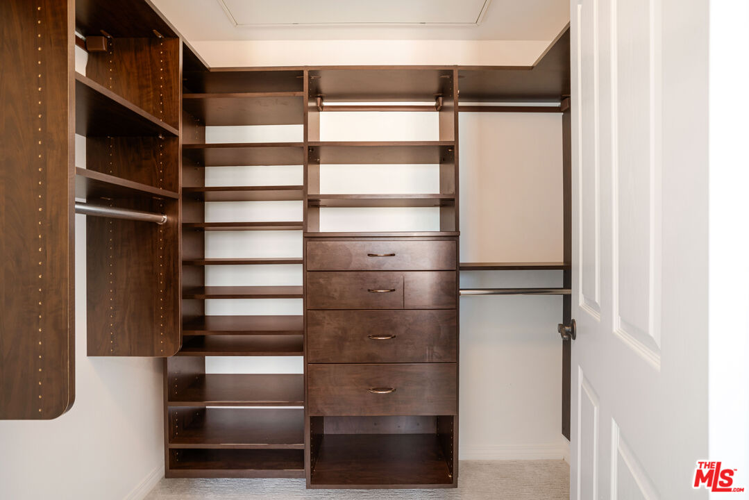 6020 Seabluff Dr Unit: 426