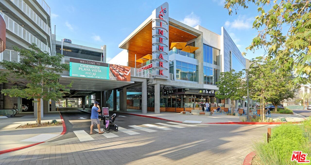 6241 Crescent Park Unit: 201