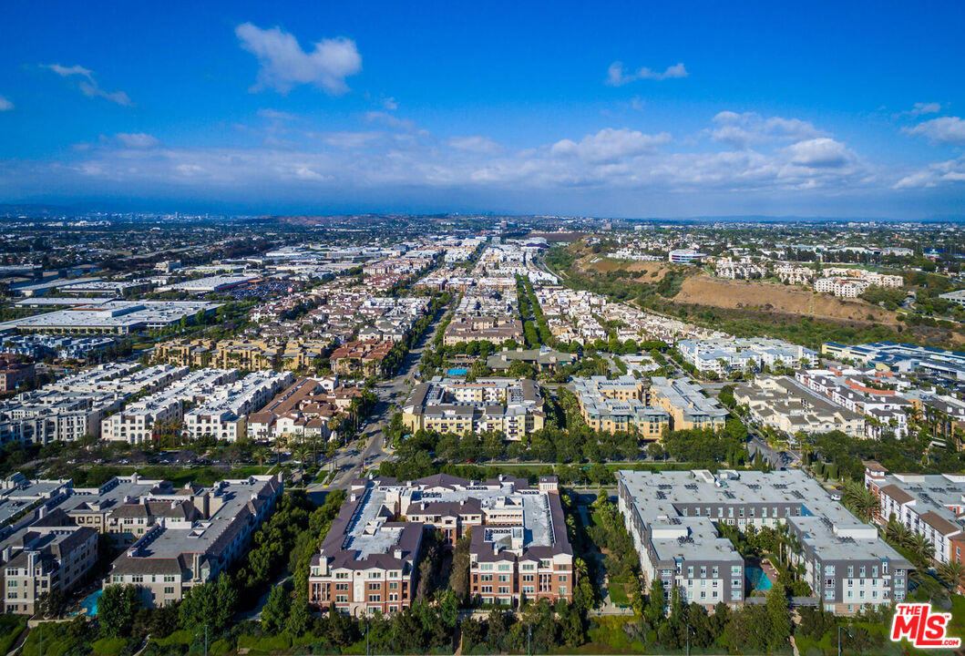 6241 Crescent Park Unit: 201