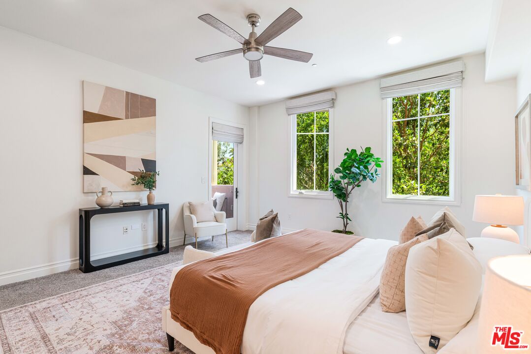 6241 Crescent Park Unit: 201