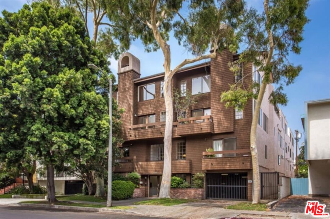 12815 Caswell Ave Unit: 101