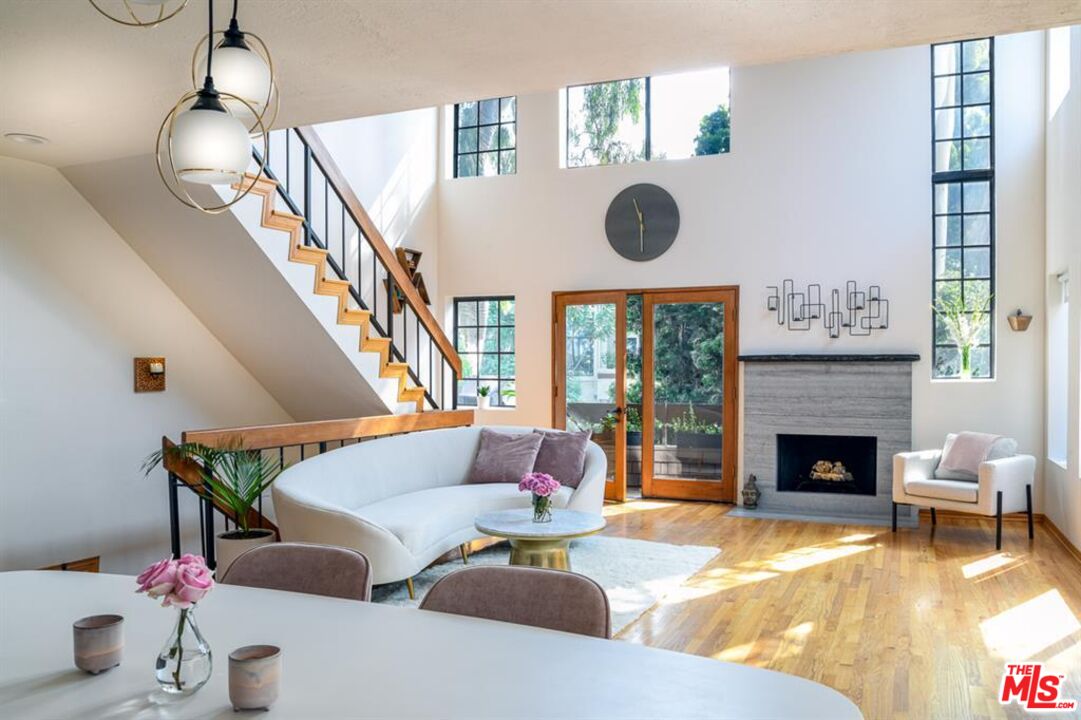 12815 Caswell Ave Unit: 101