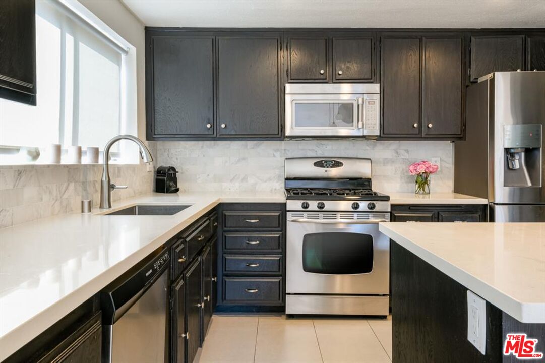 12815 Caswell Ave Unit: 101