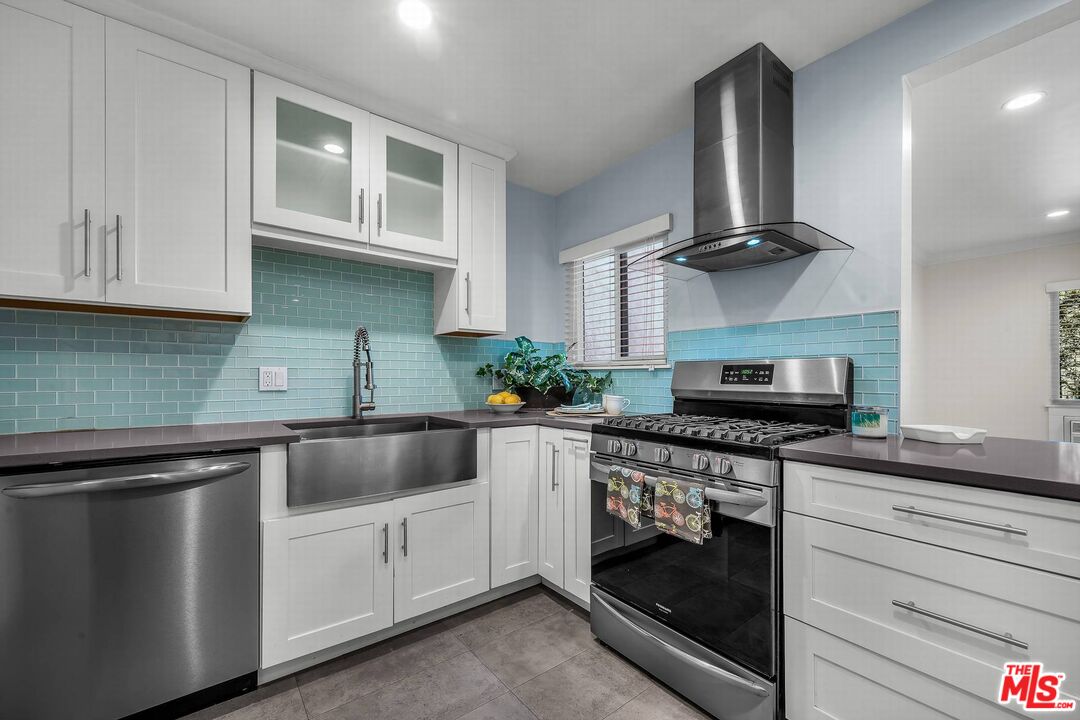 4818 Hollow Corner Rd Unit: 167