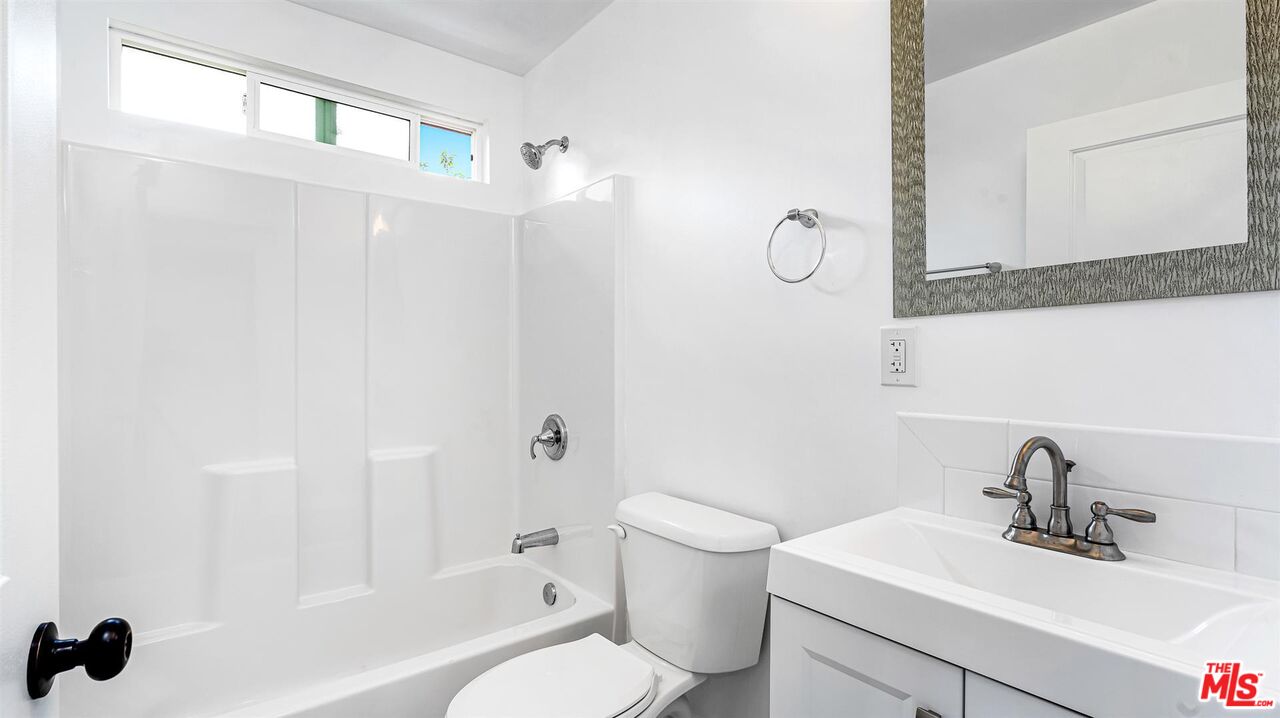 16947 S Dalton Ave Unit: B