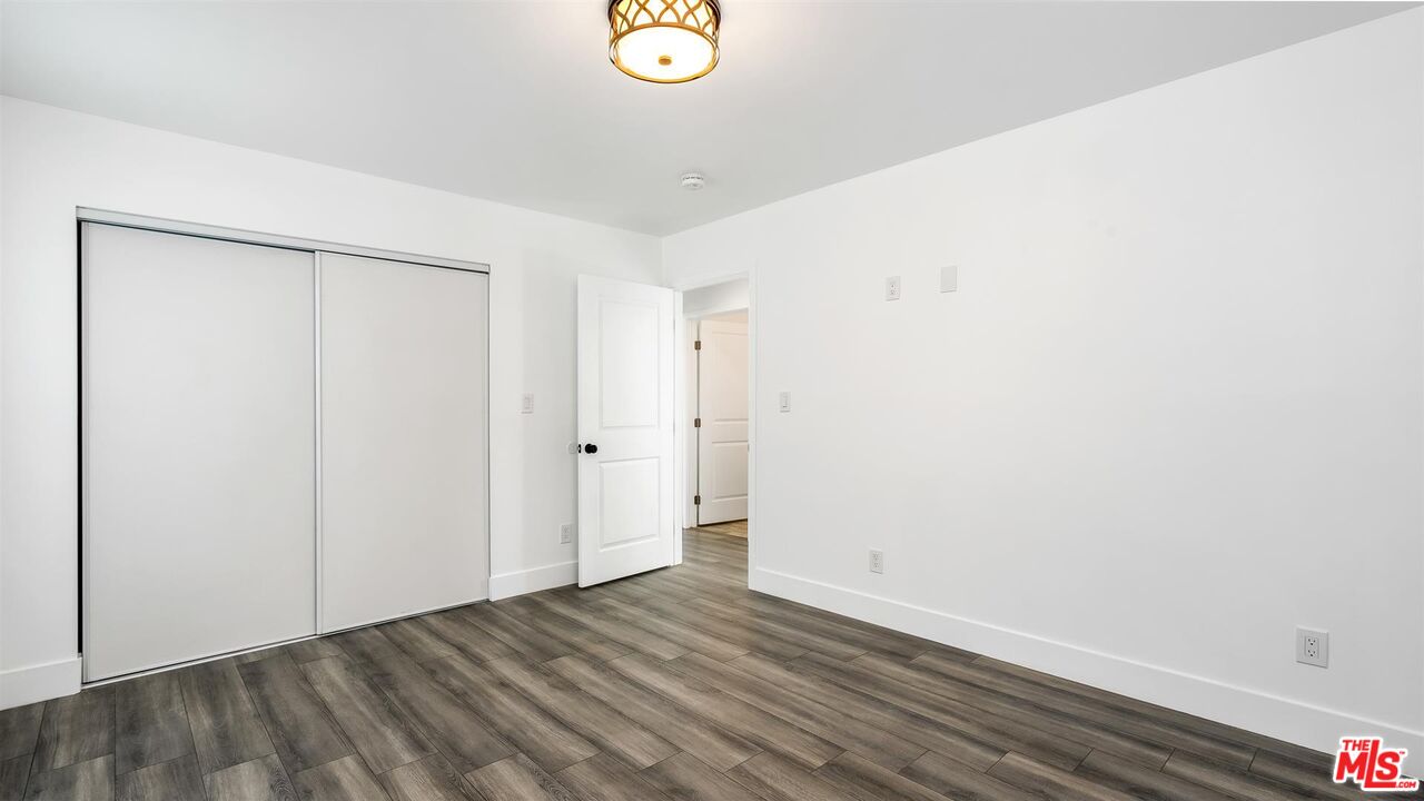 16947 S Dalton Ave Unit: B