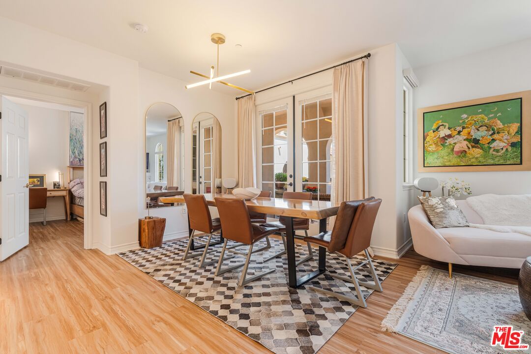 5935 Playa Vista Dr Unit: 204