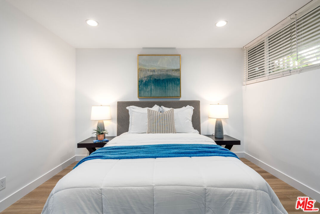 5901 Canterbury Dr Unit: 5