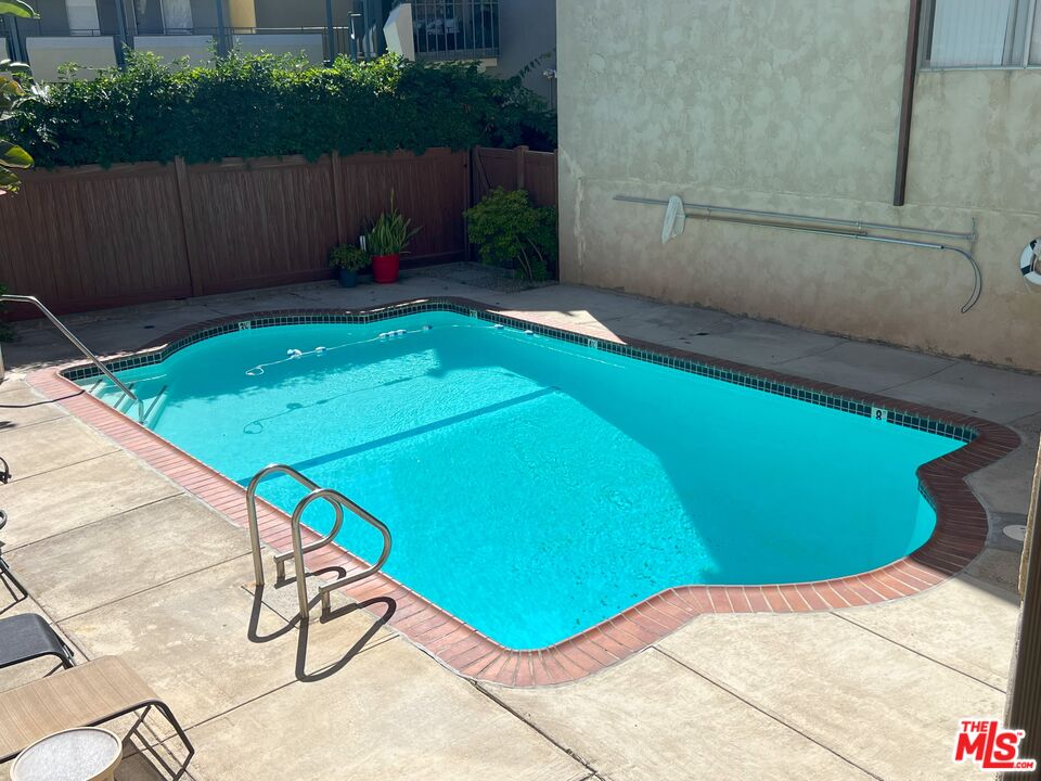 5901 Canterbury Dr Unit: 5