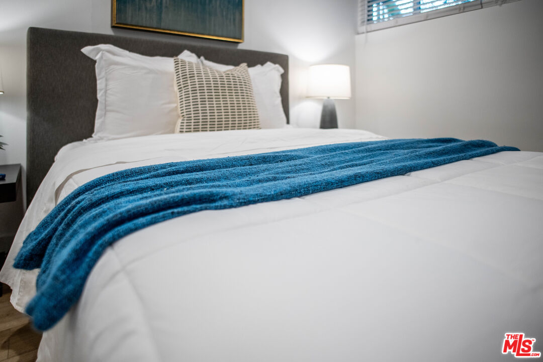 5901 Canterbury Dr Unit: 5