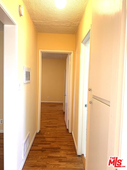 5411 S Centinela Ave Unit: 1