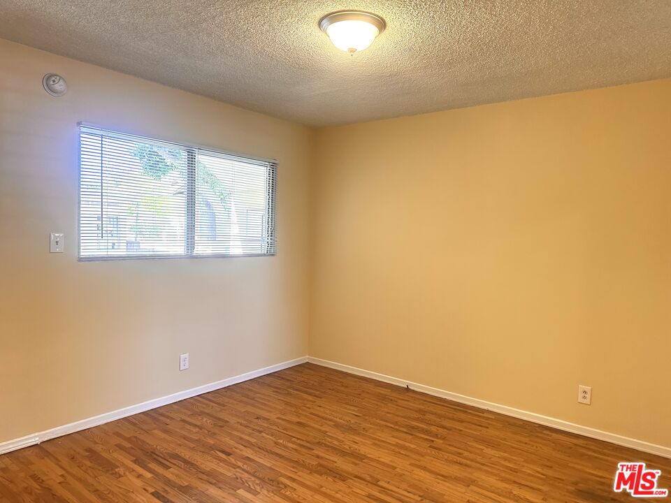5411 S Centinela Ave Unit: 1