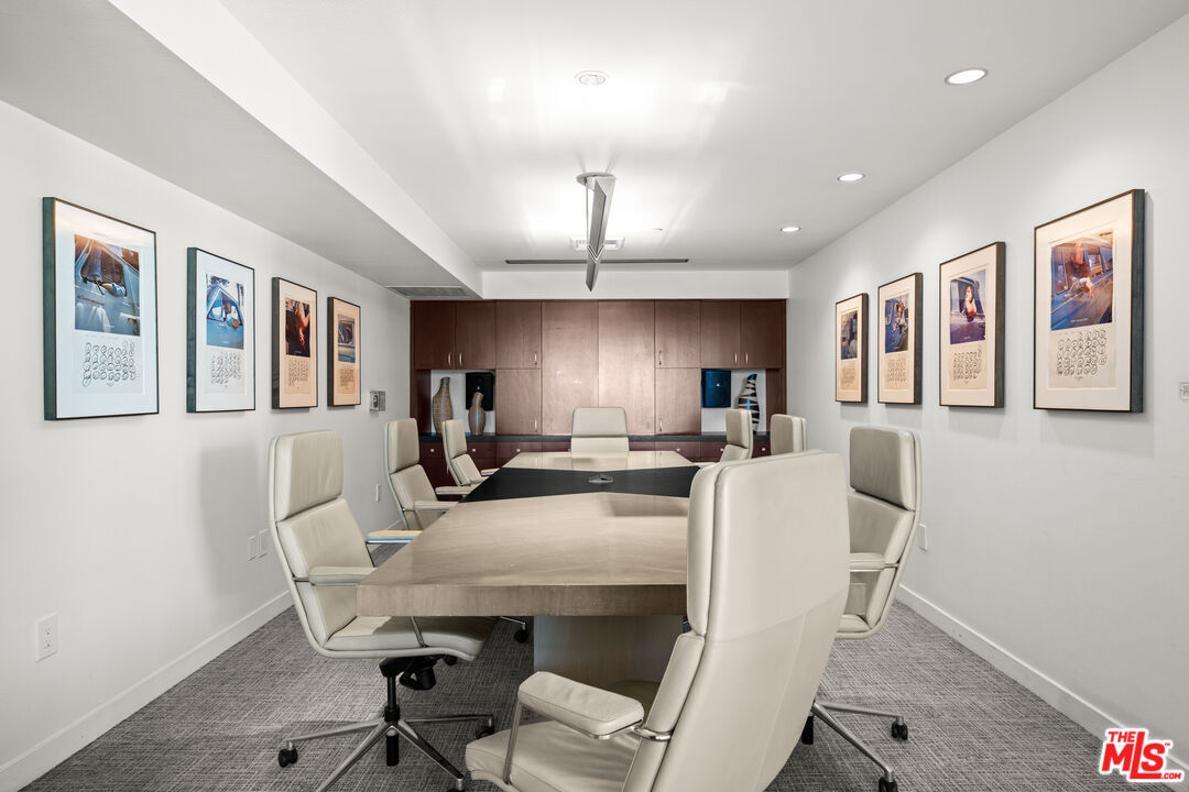 13700 Marina Pointe Dr Unit: 1007