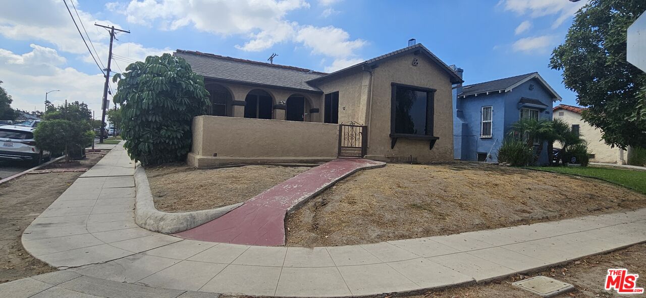 2000 W 68th St