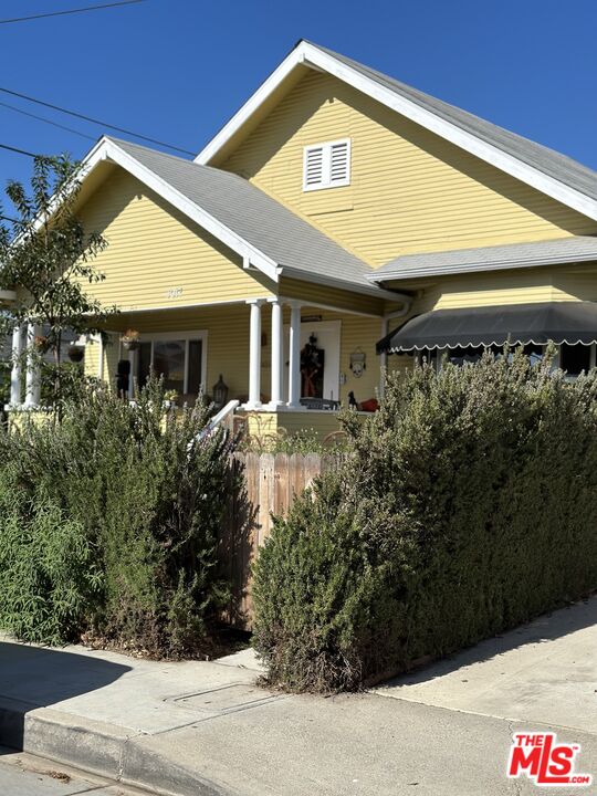 3017 Colorado Ave Unit: A